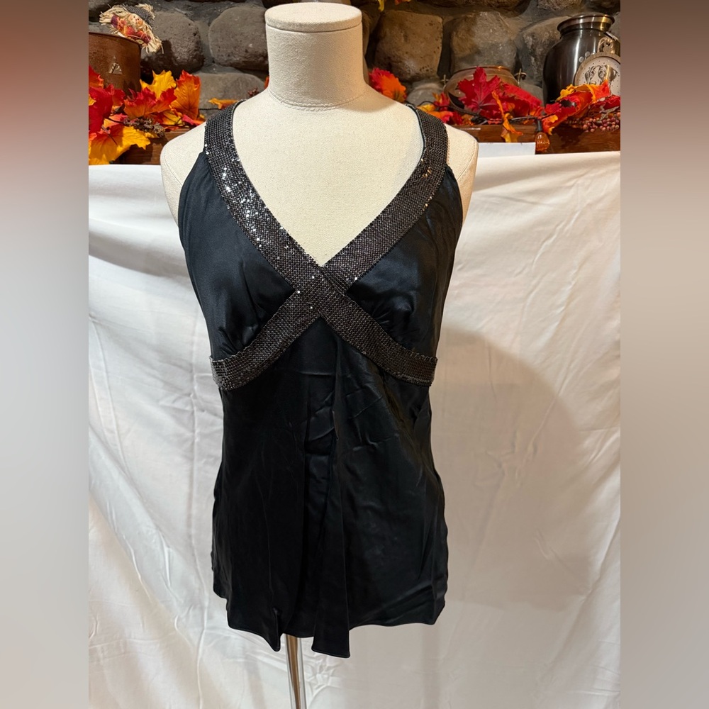 Express Design Studio Classic Black Apparel